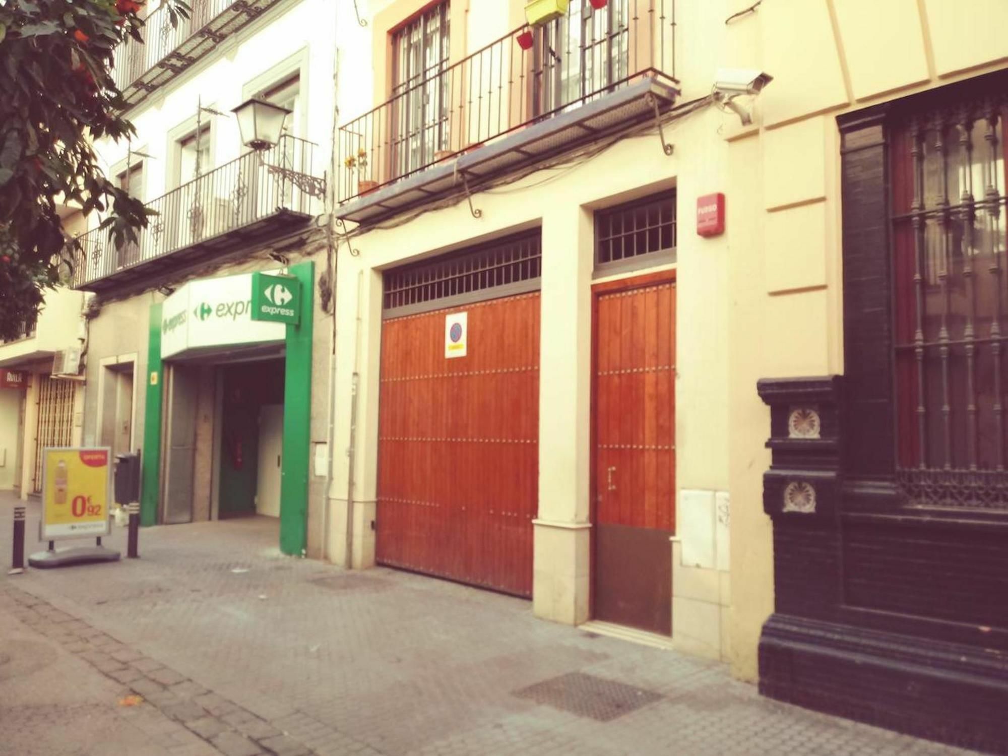 Apartamento Karivu Sauceda Seville Exterior photo