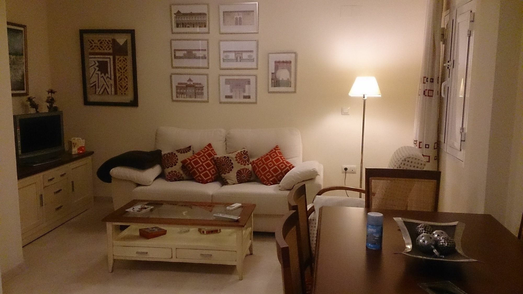 Apartamento Karivu Sauceda Seville Exterior photo